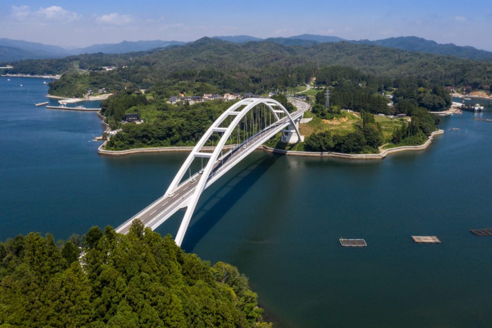 Kesennuma-Ohshima Ohashi Bridge