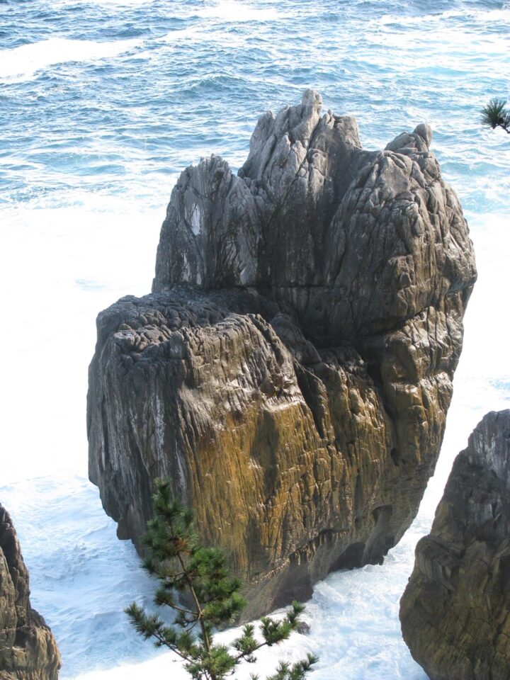 Tunnel Rock