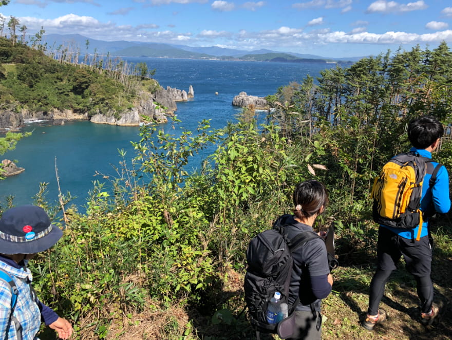 Trekking in Karakuwa Penninsula