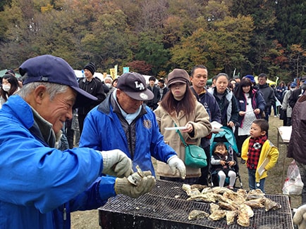 Rias Oyster Festival in Karakuwa